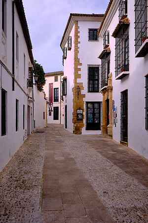 Hemingway wrote two books about Ronda: “Death in the Afternoon“ and “The Dangerous Summer”.