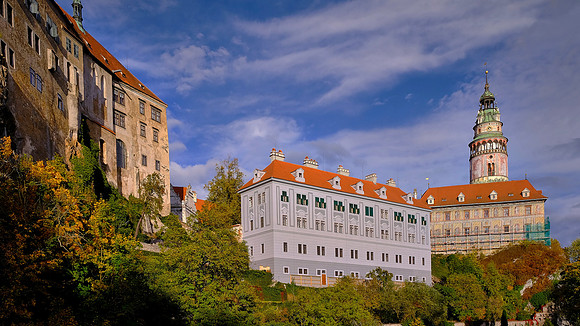 The historic center includes the Český Krumlov Castle: of Gothic, Renaissance, and Baroque architecture.