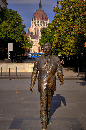 Ronald Reagan in Liberty Square: Hungarians appreciate his efforts to help end the Cold War and Russia’s control over the country.