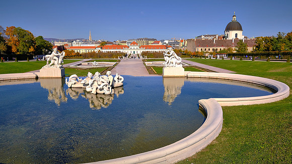 The Upper and Lower Belvedere Palaces are connected by a gorgeous baroque garden.