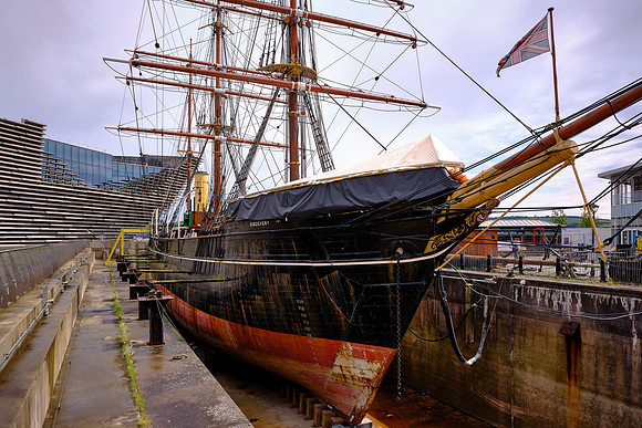 The RRS Discovery is a barque-rigged auxiliary steamship built in Dundee, Scotland for Antarctic research.