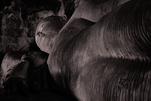 Major features are spread over five caves which contain statues and paintings of Lord Buddha and his life.