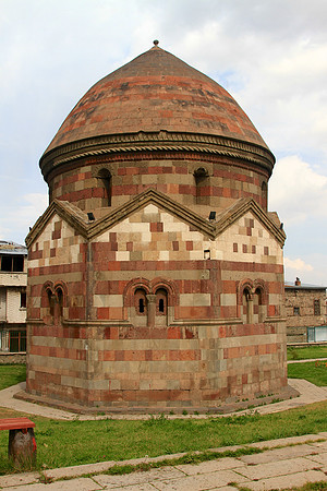 13th century Kumet mausoleum