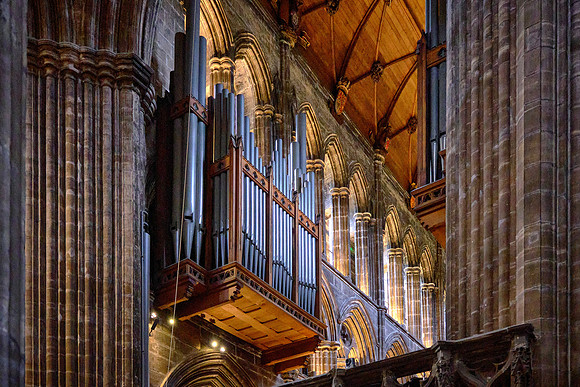 It was the cathedral church of the Archbishop of Glasgow from 1200 to the Scottish Reformation in 1560.