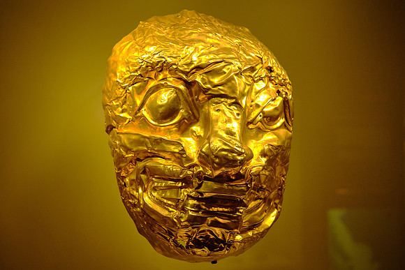 Golden mask