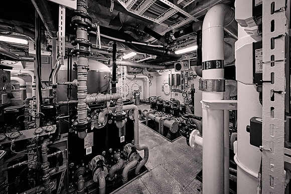 The Resolution was built by CRIST Shipyard (Poland) and Ulstein Verft (Norway).