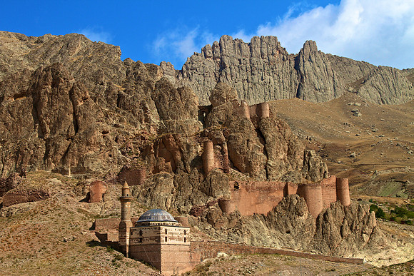 Ishak Pasha Palace