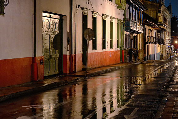With a population of 11,658,200, Bogotá is over 40 % larger than New York City.