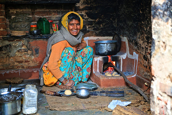 On the road to Agra, India