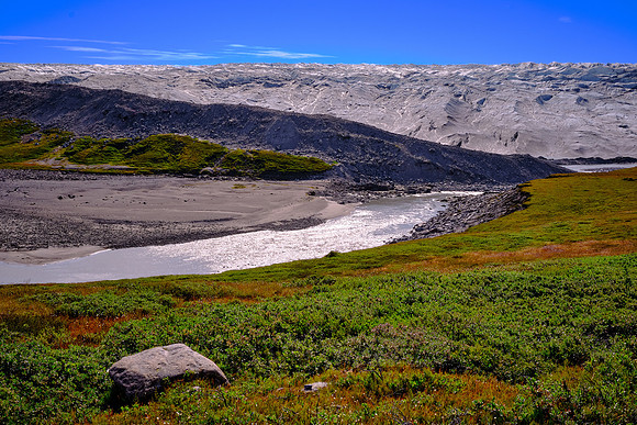 The ice sheet covers 660,000 sq miles and around 80% of Greenland.