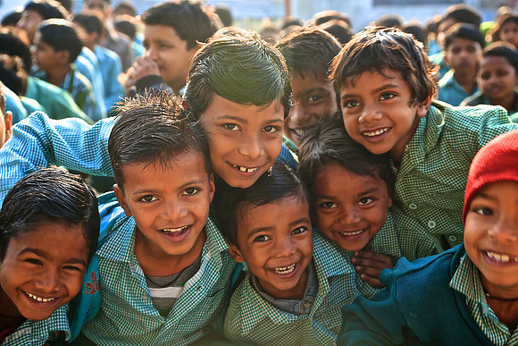 School visit on the road to Agra, India