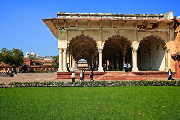 Agra Fort built 11th century