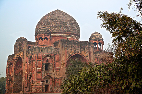 On the road to Jaipur, India