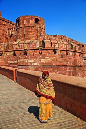 Agra Fort built 11th century